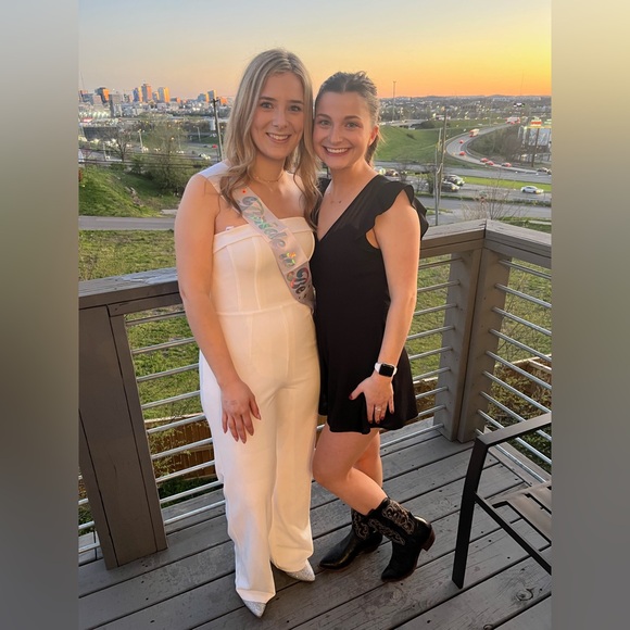 Black Ruffle Sleeve Romper - Picture 4 of 5